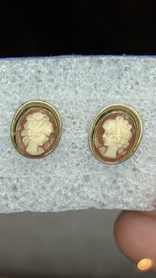 Vintage Cameo Style Stud Earrings Silver Tone Oval Lady Portrait - Thumbnail 2