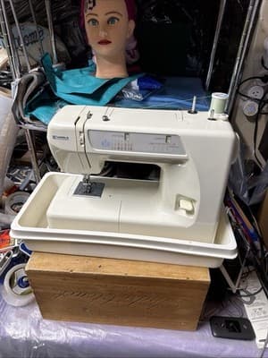 SEARS Kenmore 385.12912 Sewing Machine w/ Case & Manual No Pedal No Power Cord