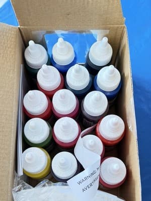 ArtMinds 16 Color Tie Dye Kit Pre Mixed Fabric Dye Set Gloves Bands Cloth - Thumbnail 4