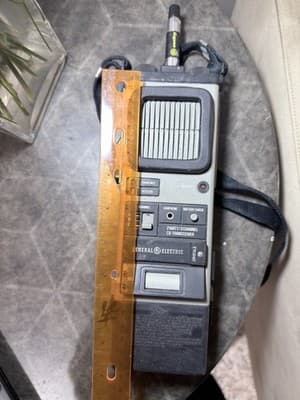 Vintage General Electric 3 Channel CB Transceiver GE Model 3-5979C