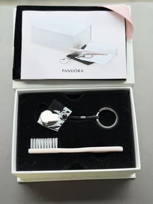 Pandora Jewelry Cleaning Brush Keychain Heart Charm Box Set