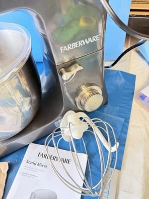 Vtg Farberware Stand Mixer Model 391 w/ Steel Bowl Beater Whip Manual -READ DESC - Thumbnail 5