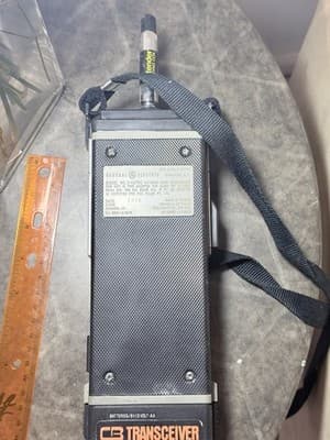 Vintage General Electric 3 Channel CB Transceiver GE Model 3-5979C - Thumbnail 7