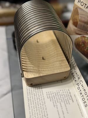 Charcoal Companion Hasselback potato Slicing Cutting rack & Recipe Card 7421 - Thumbnail 5