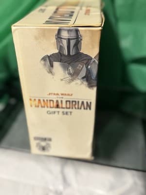 Star Wars The Mandalorian Baby Yoda Gift Set Mug Keychain & Socks The Child - Thumbnail 4