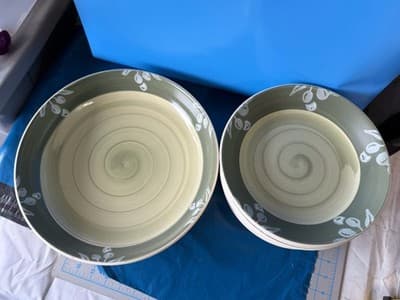 Villa Toscana Italy Hand Painted 8 Pc Pasta Bowl Set Olive Green Ceramic - Thumbnail 2