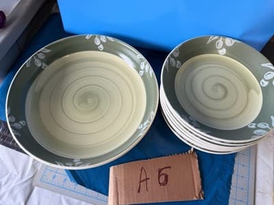 Villa Toscana Italy Hand Painted 8 Pc Pasta Bowl Set Olive Green Ceramic