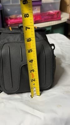 Lowepro LP36864-0WW Adventura SH 120 II Shoulder Bag for DSLR Camera With Lens - Thumbnail 9