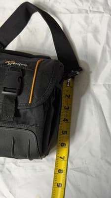 Lowepro LP36864-0WW Adventura SH 120 II Shoulder Bag for DSLR Camera With Lens - Thumbnail 7