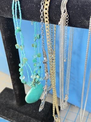 Huge Mixed Jewelry Lot Rings Sz 10 Earrings Bracelets Necklaces Pendants - Thumbnail 7