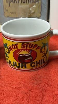 Set of 2 Cajun Chili Coffee Mugs Hot Stuff Louisiana Style - Thumbnail 4