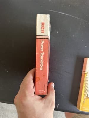 A Fantastic Collection of Original RCA Technical Books and Databooks Lot of 13 - Thumbnail 16