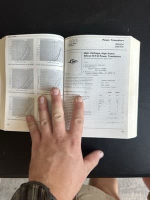 A Fantastic Collection of Original RCA Technical Books and Databooks Lot of 13 - Thumbnail 17