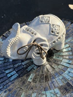 Vintage Style White Ceramic Elephant Figurine, Decorative Stones Inside - Thumbnail 3