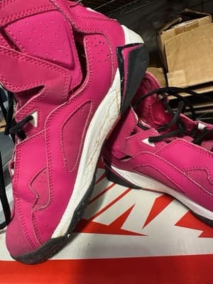 Nike Air Jordan Girls Pink High Top Basketball Shoes Size 6.5Y EUR 39 - Thumbnail 4