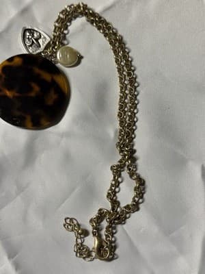 Vintage Tortoiseshell Style Pendant Necklace Compass Coin Pearl Charm Gold Tone - Thumbnail 5
