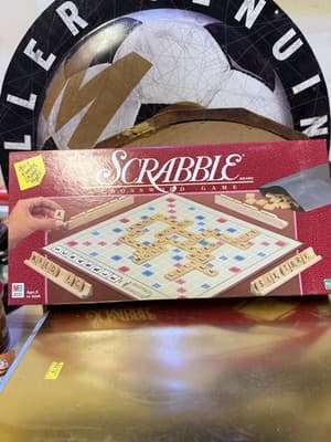 VTG Scrabble Crossword Board Game Milton Bradley Hasbro. 1998 NEW SEALED - Thumbnail 2