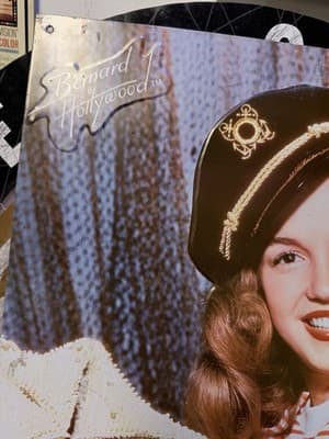 Metal Sign, Bernard of Hollywood, “Marilyn Monroe”, 16 inches by 11 inches - Thumbnail 3