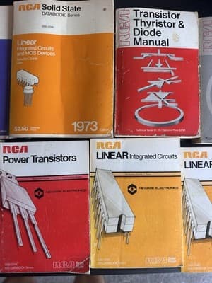 A Fantastic Collection of Original RCA Technical Books and Databooks Lot of 13 - Thumbnail 9