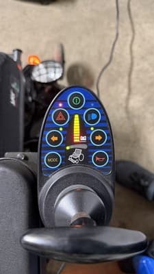 Pride Jazzy 1120 Power Wheelchair For Parts – Needs Batteries - Thumbnail 10