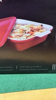 Hell’s Kitchen Covered Square Casserole Dish 11” Red Stoneware - Thumbnail 4