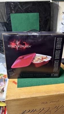 Hell’s Kitchen Covered Square Casserole Dish 11” Red Stoneware - Thumbnail 2