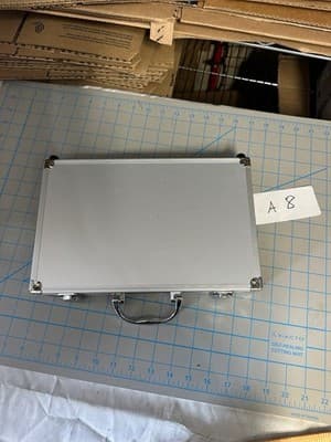 25 Pc Gun Cleaning Kit w Aluminum Case - Thumbnail 10