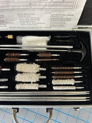 25 Pc Gun Cleaning Kit w Aluminum Case - Thumbnail 9