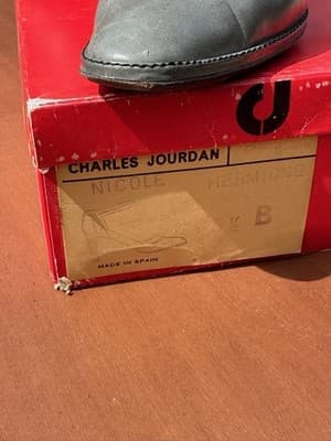 Charles Jourdan Heels 5.5 B Gray Leather Ankle Strap Pumps Made in Spain - Thumbnail 4