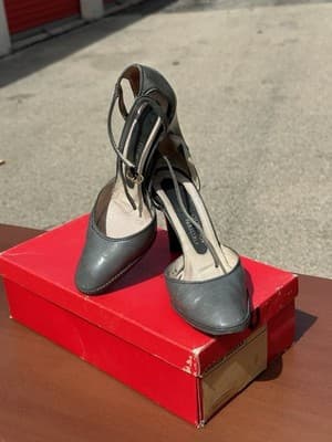 Charles Jourdan Heels 5.5 B Gray Leather Ankle Strap Pumps Made in Spain - Thumbnail 2