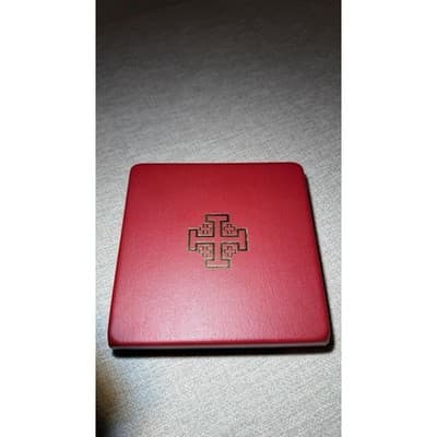 Vintage Jerusalem Cross Medal Set Red Enamel w/ Ribbon Pin Box - Thumbnail 9