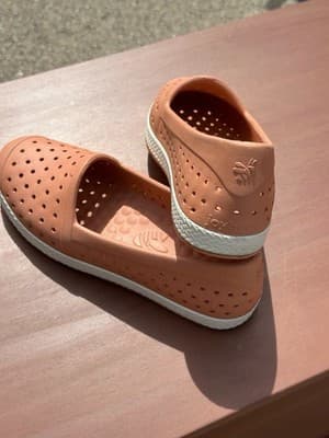 Joybees Women’s Slip On Shoes Size 6 Coral Lightweight Comfort Flats - Thumbnail 4