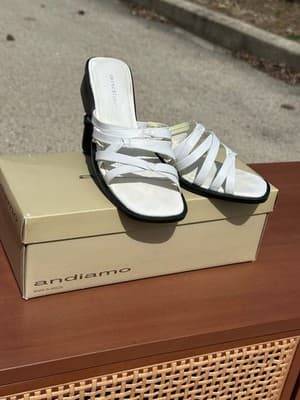 Andiamo White Leather Slide Sandals Women 6M Low Heel - Thumbnail 2