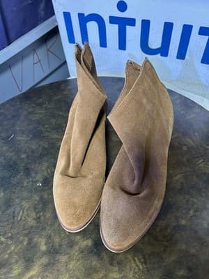 Women’s Brown Suede Ankle Boots Size 9 Back Zip Low Block Heel - Thumbnail 6