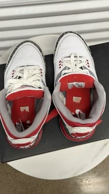 Air Jordan 3 Retro GS White Fire Red Black Size 5Y DM0967-160 - Thumbnail 5