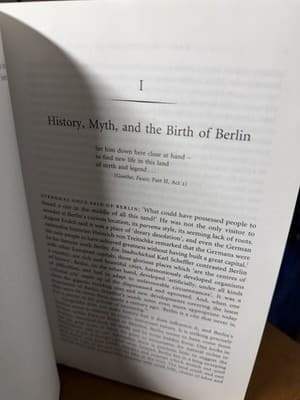 Faust's Metropolis: A History of Berlin by Alexandra Richie (1998 Hardcover) - Thumbnail 4