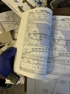 Jeppesen Aviation Charts Binder – Chicago, Frankfurt, Warsaw, 1980s-2018 - Thumbnail 13
