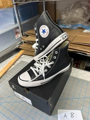 Converse Chuck Taylor All Star Black Leather High Top Sneakers Men’s 6 Women’s 8 - Thumbnail 5