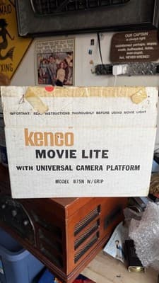 Vintage Kenco Movie Lite Super 8 Camera Light Model 875N With Box - Thumbnail 8