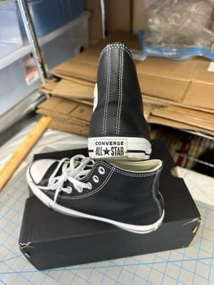 Converse Chuck Taylor All Star Black Leather High Top Sneakers Men’s 6 Women’s 8 - Thumbnail 6
