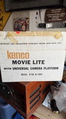 Vintage Kenco Movie Lite Super 8 Camera Light Model 875N With Box - Thumbnail 9