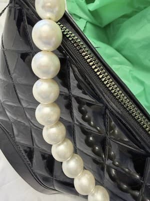 Black Quilted Patent Handbag Pearl Handle Mini Purse Evening Bag - Thumbnail 4