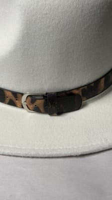 Francesca’s White Faux Felt Hat Fedora Style One Size New with Tags - Thumbnail 3