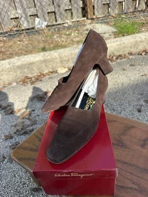 Salvatore Ferragamo Maurizia Brown Suede Heels Pumps Size 5B - Thumbnail 5