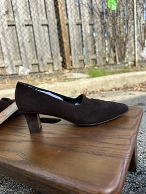 Salvatore Ferragamo Maurizia Brown Suede Heels Pumps Size 5B - Thumbnail 11