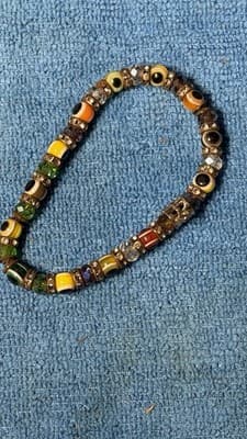 2 Vintage Bracelets Lot – Charm Chain & Beaded Stretch Bracelet - Thumbnail 2