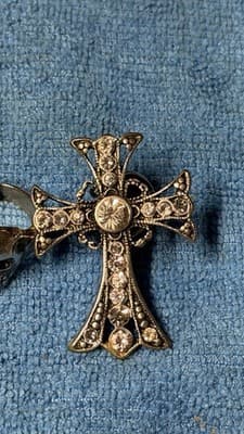 Gothic Skull Ring & Rhinestone Cross Pendant Lot – Silver Tone - Thumbnail 4
