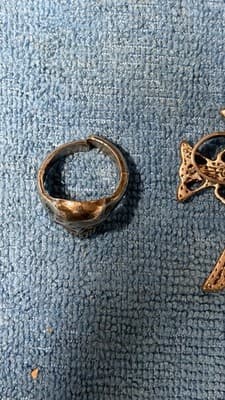 Gothic Skull Ring & Rhinestone Cross Pendant Lot – Silver Tone - Thumbnail 8