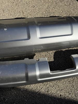 OEM Toyota Highlander Rear Bumper Cover Trim Set 2014–2019 Silver - Thumbnail 4