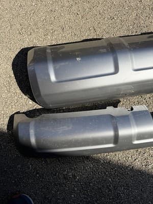 OEM Toyota Highlander Rear Bumper Cover Trim Set 2014–2019 Silver - Thumbnail 3